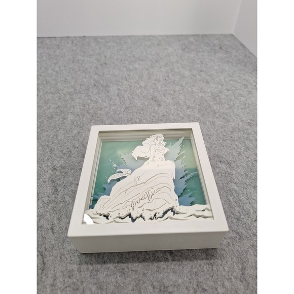 Disney The Little Mermaid Light Box UKONIC Diorama Ariel On A Rock Works Charger - Picture 4 of 10